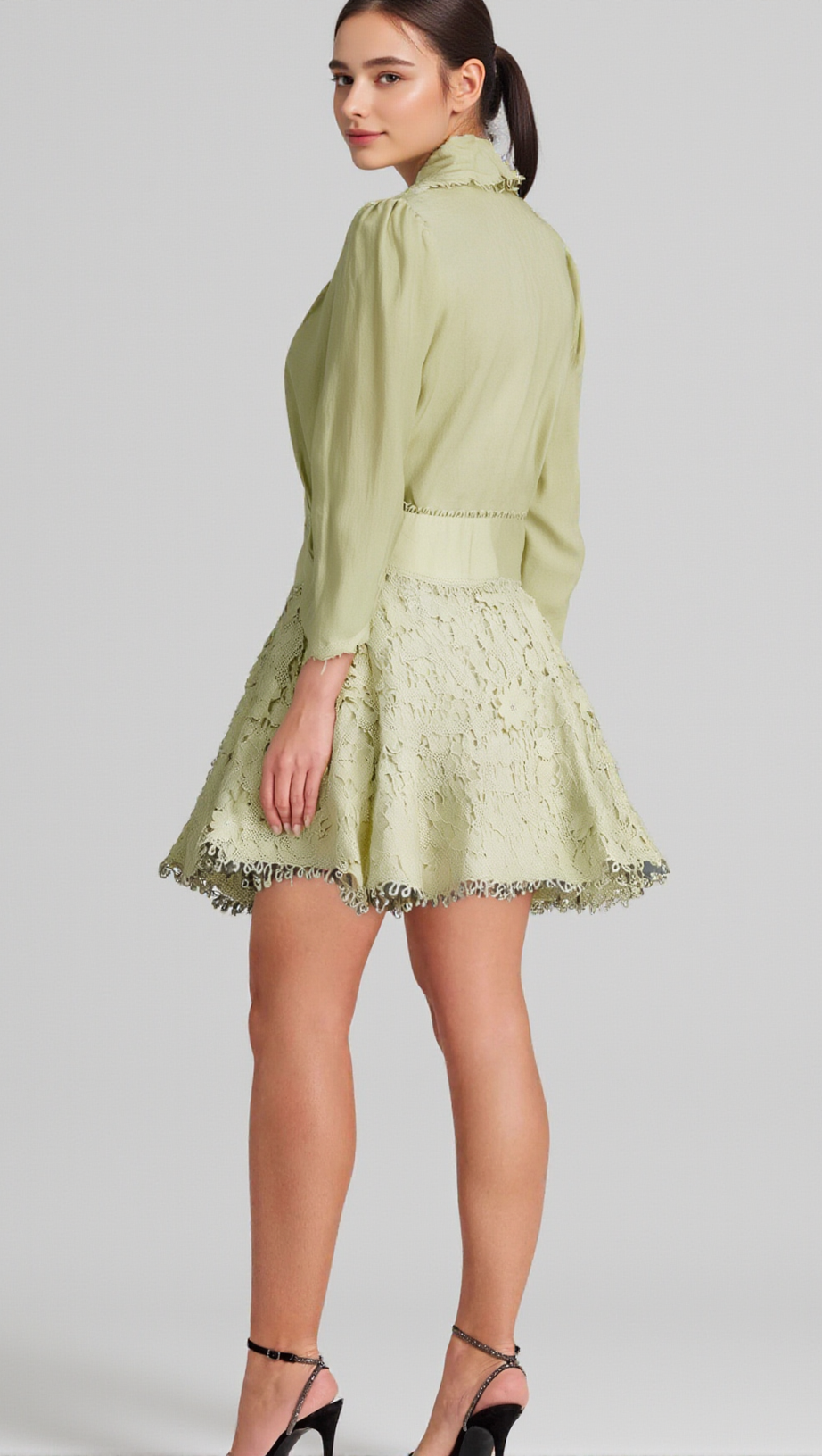 Passendes Set aus Hemd und Rock „Hélène“ mit Blumenstickerei 