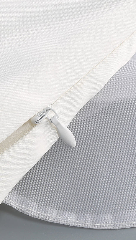 3D WHITE FLOWER ONE-SHOULDER MAXI DRESS IN BLACK