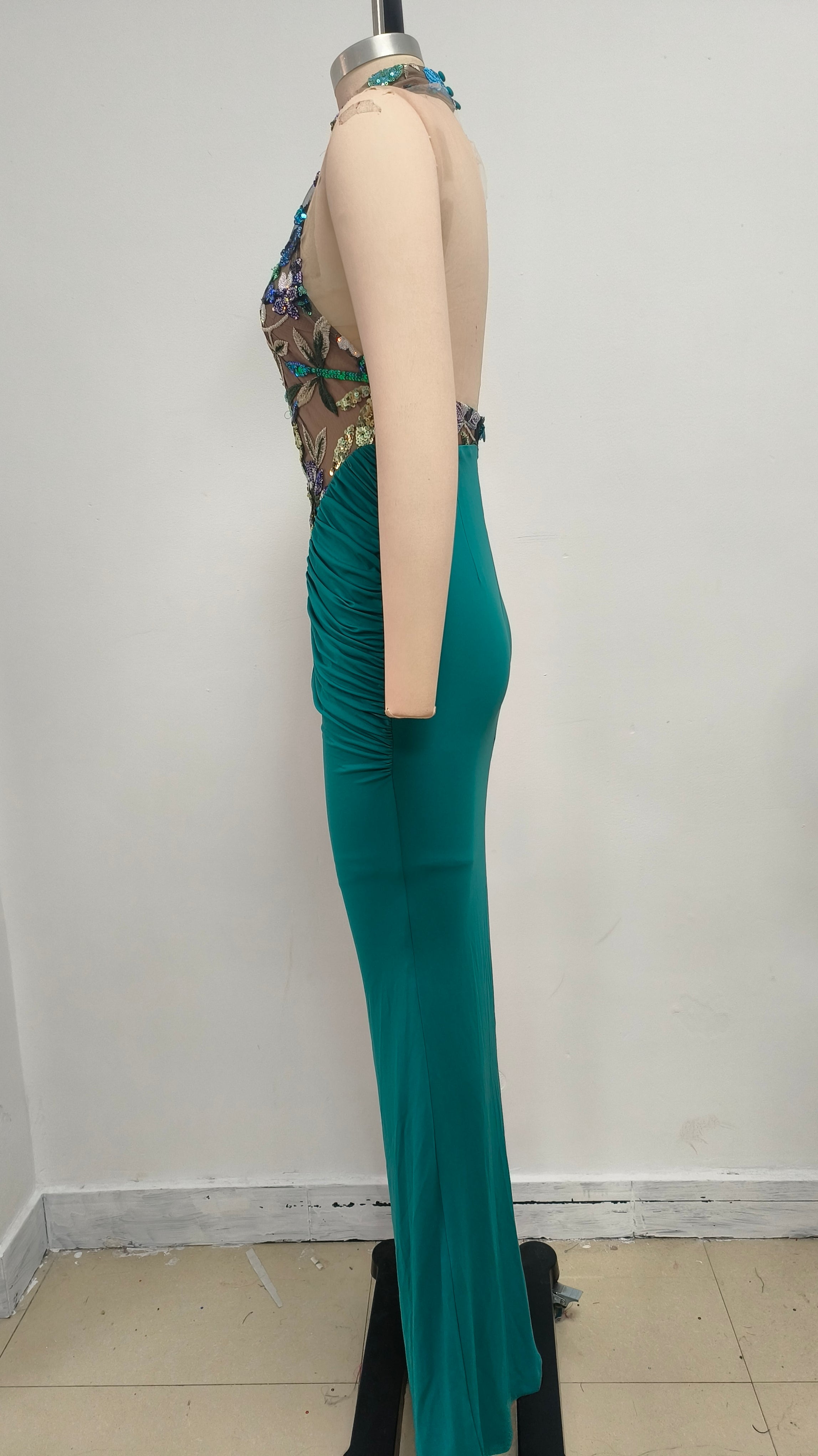 Neckholder-Rock mit Fischschwanz in Pfauenblau 