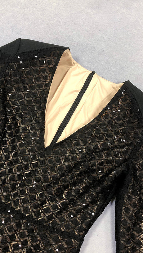 V NECK BANDAGE JUMPSUIT IN BLACK