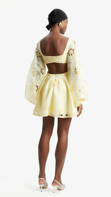 ABITO MINI TIFFANY CON SCOLLO A V E MANICHE A SBUFFO, COLOR GIALLO