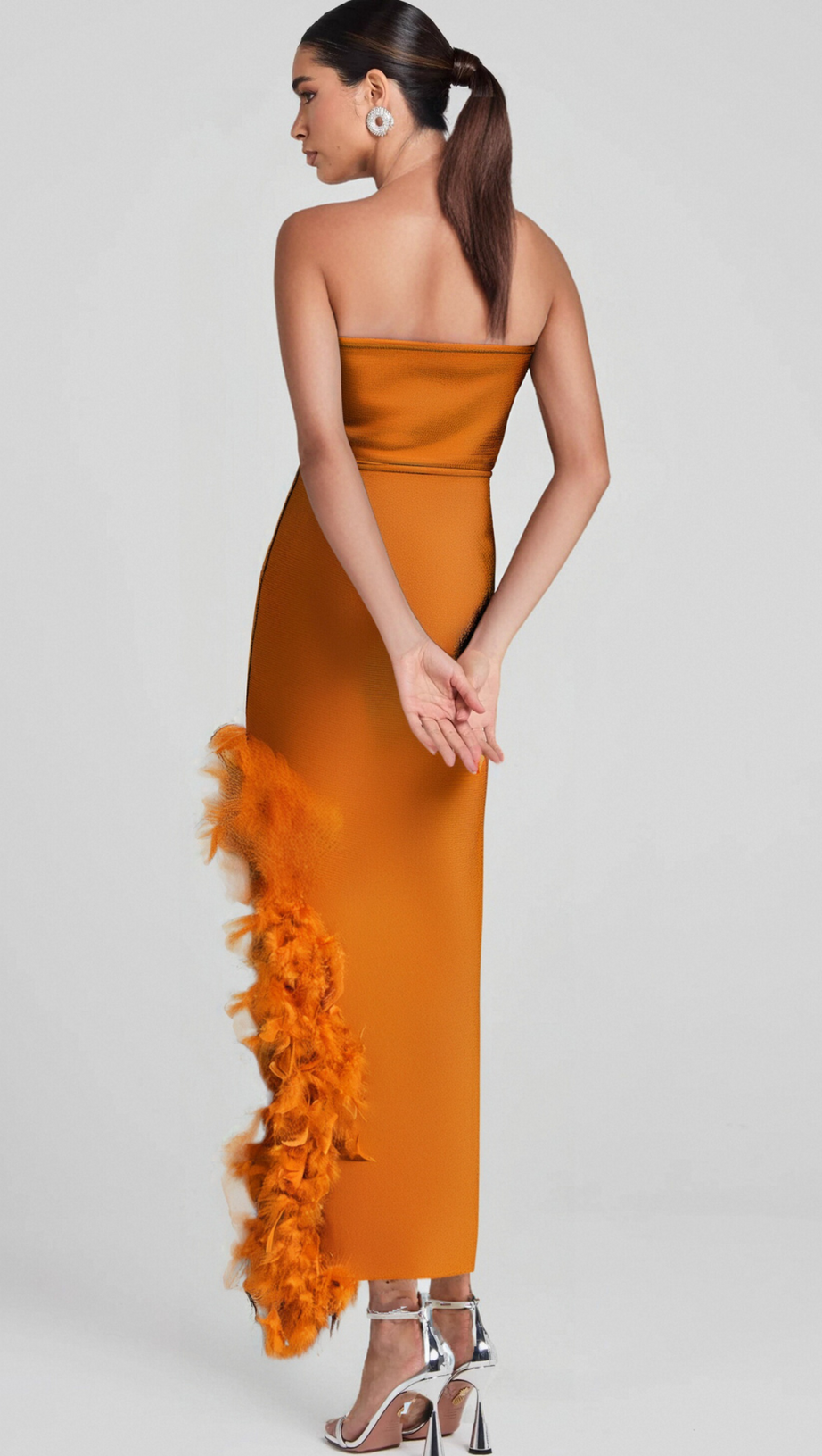 OSTRICH FEATHER BANDAGE DRESS WITH V-NECKLINE IN BROWN