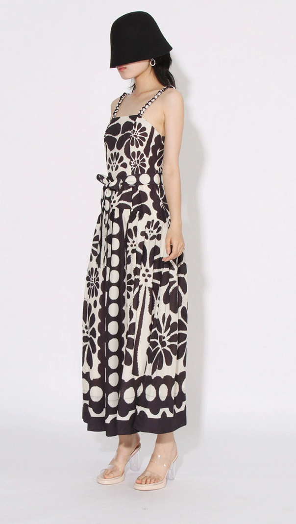 AIIZIE STRAP PRINTED MIDI DRESS IN BLACK - product image