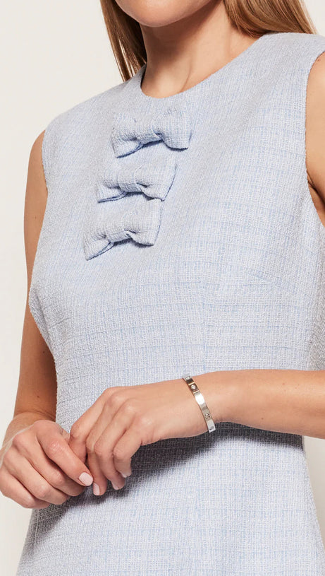 TWEED BOW EMBELLISHED SLEEVELESS MINI DRESS IN BLUE