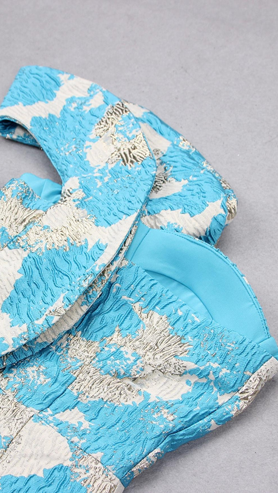 MIDIKLEID MIT PRINT IN BLAU