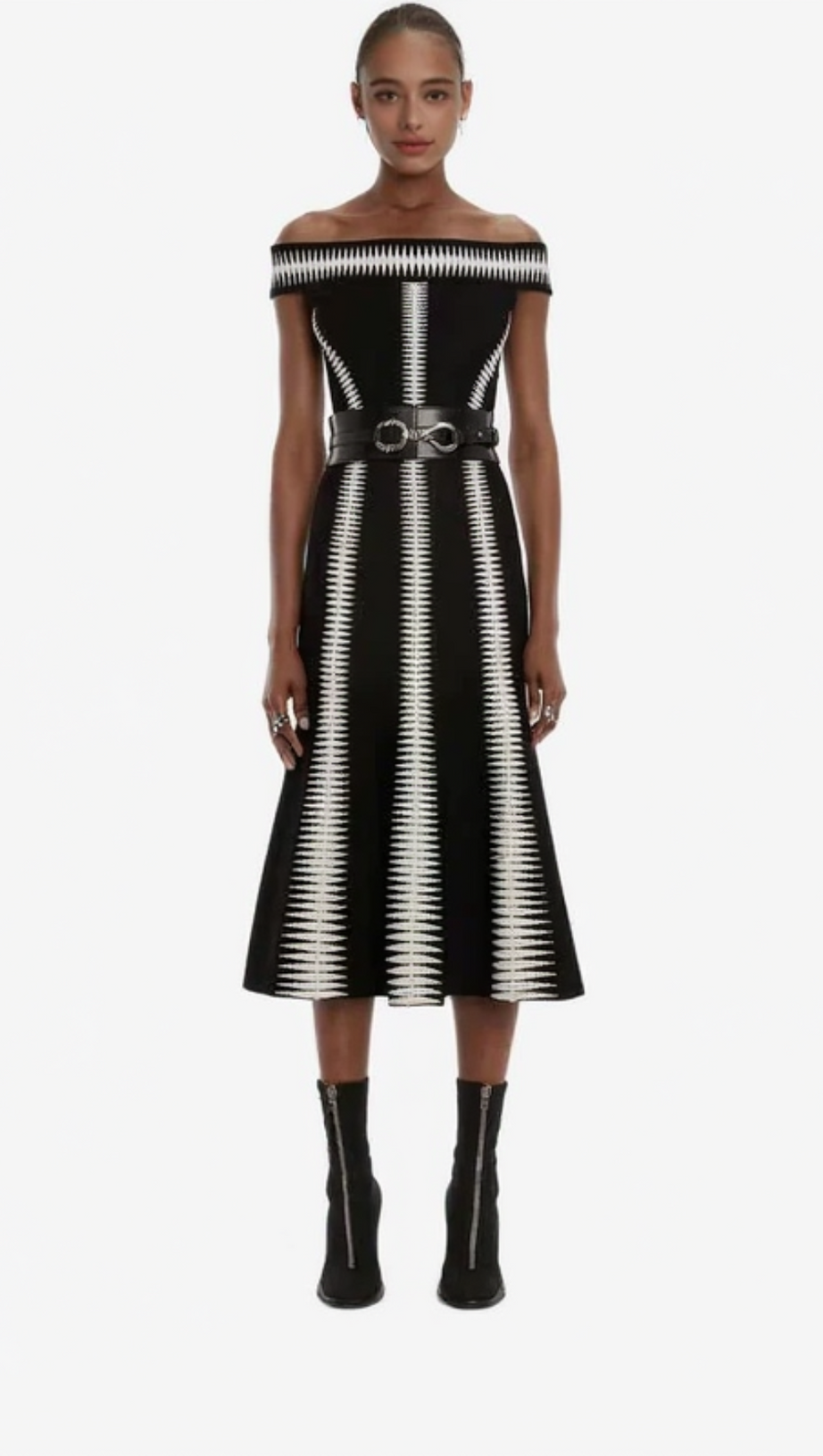 ABITO MIDI JACQUARD CON SPALLE SCOPERTE NERO