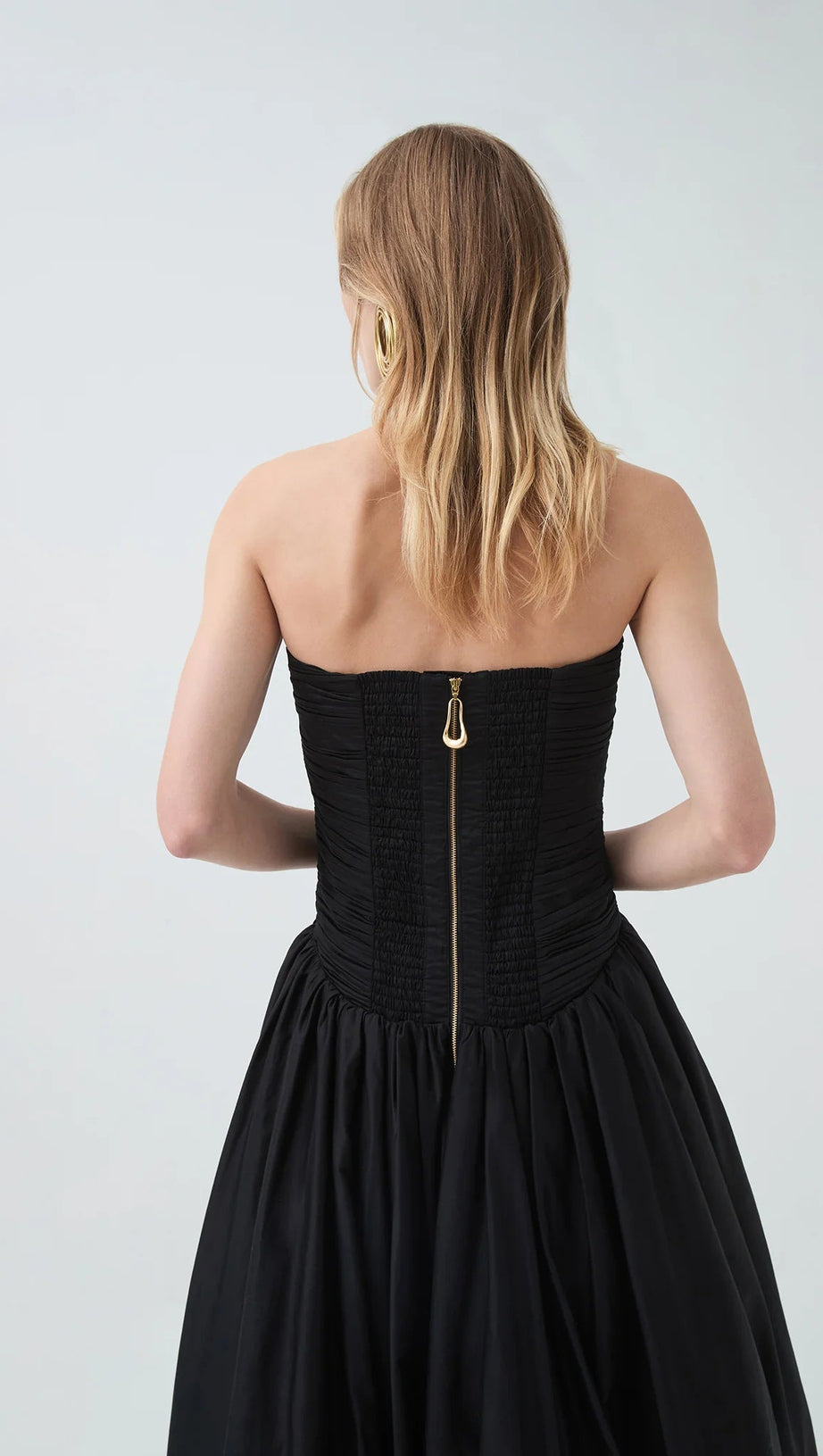 NANCY BUBBLE HEM MAXI DRESS IN BLACK