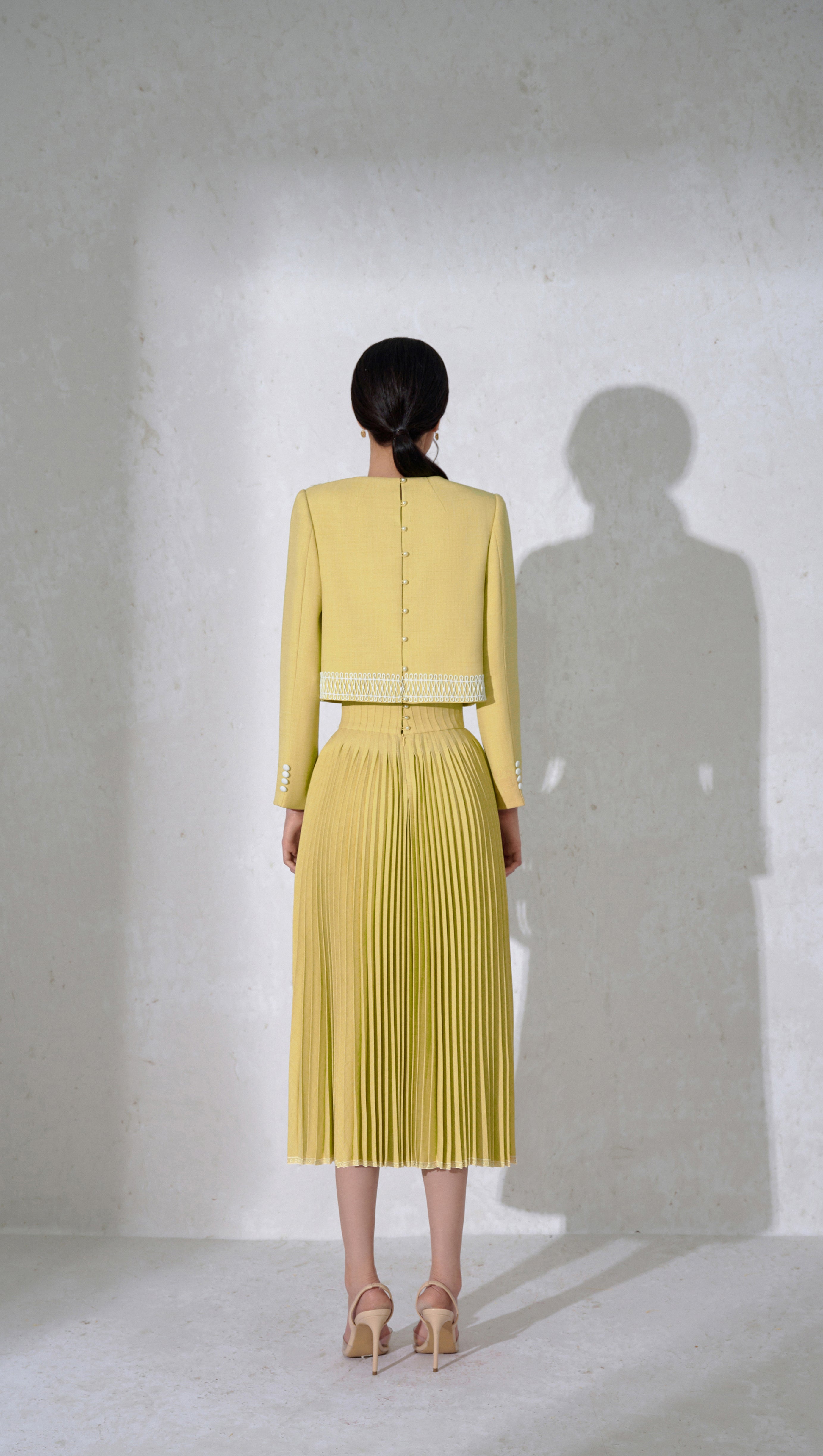 DRAPED TOP PLEAT SKIRT SET IN YELLOW