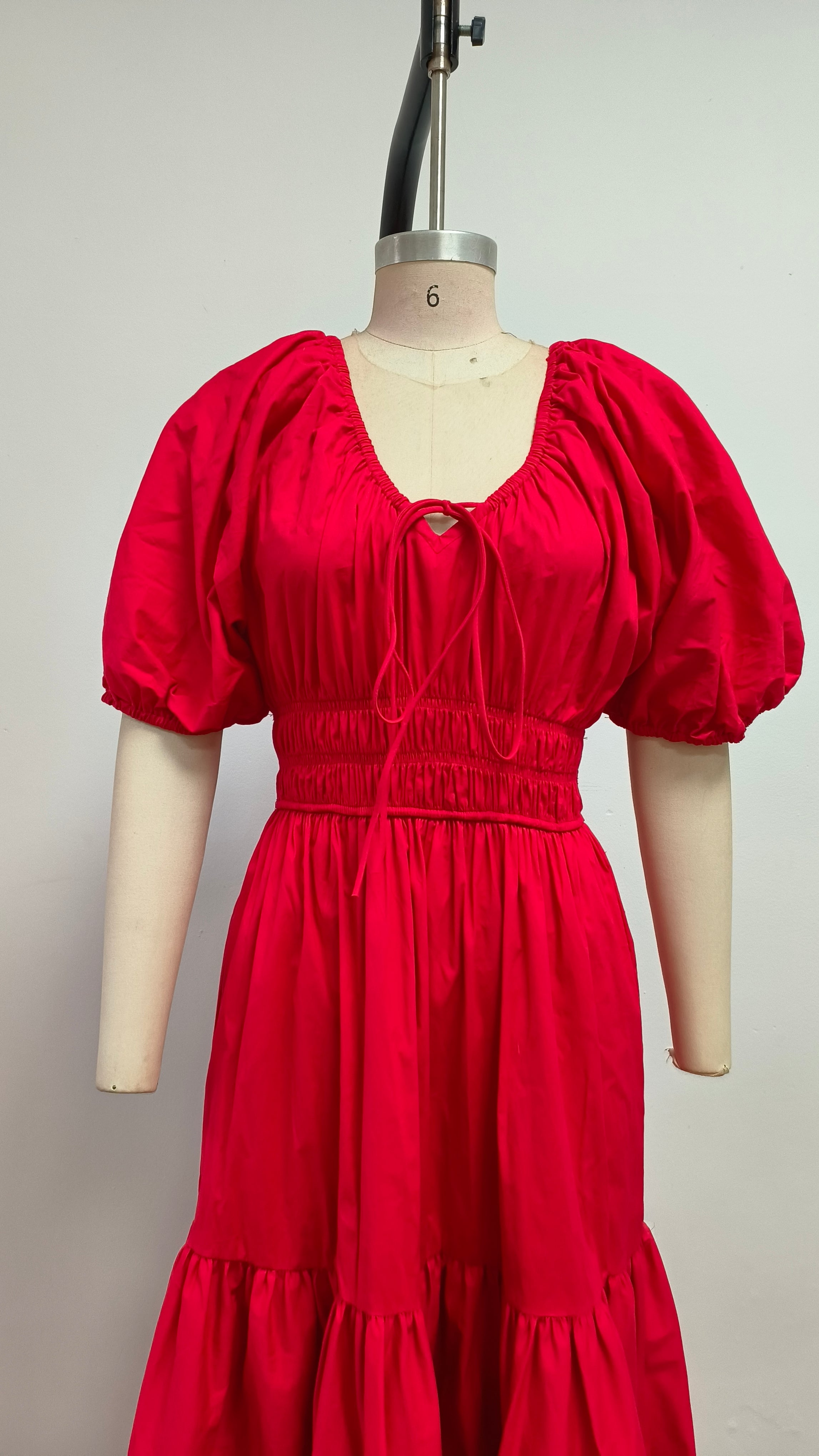 ABITO IN PURO COTONE CON COLLO A CRAVATTA E VITA ALTA ROSSO