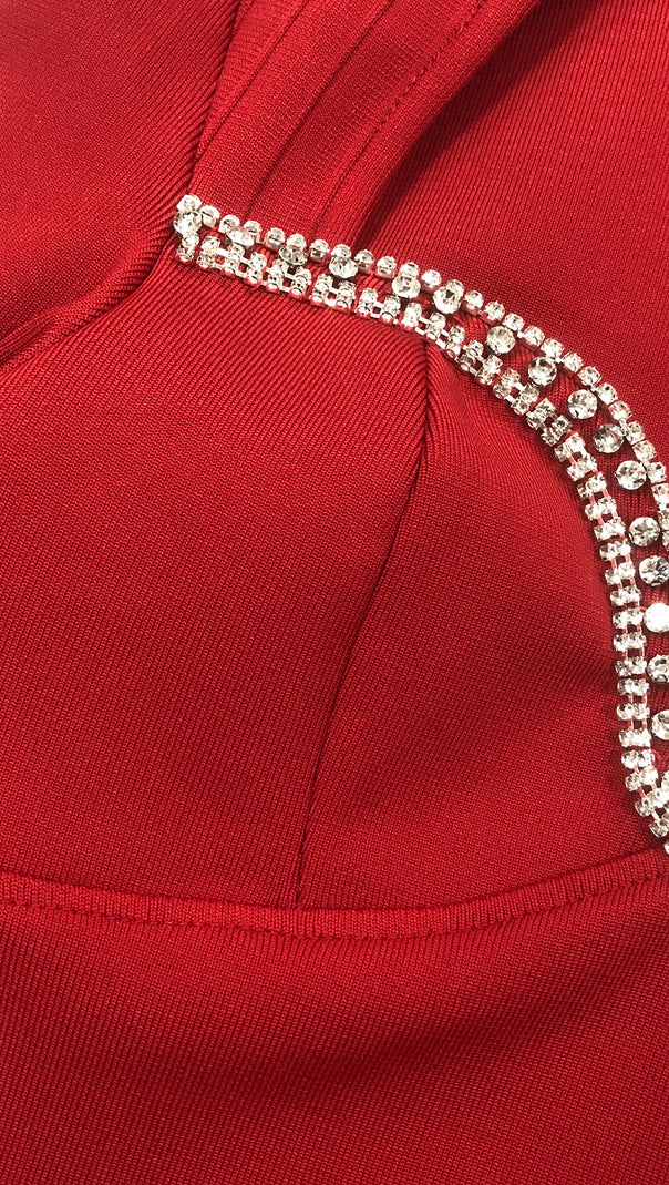 ABITO LUNGO A MANICHE LUNGHE CON CRISTALLI SYLVIA IN ROSSO