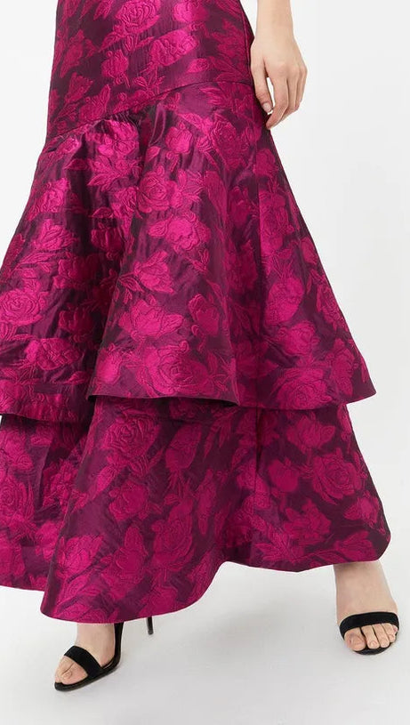 LAYER JACQUARD MAXI DRESS IN RED