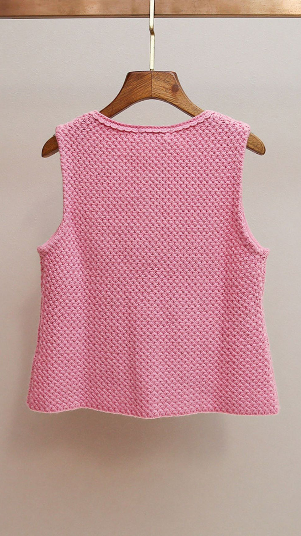 CHIC PINK KNIT VEST FOR WOMEN | ELEGANT SCALLOPED NECKLINE & GOLD BUTTON DETAILS