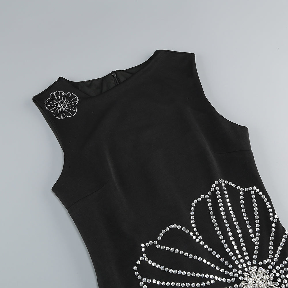 Ärmelloses Maxikleid mit geradem Bein und Blumenmuster in Schwarz 