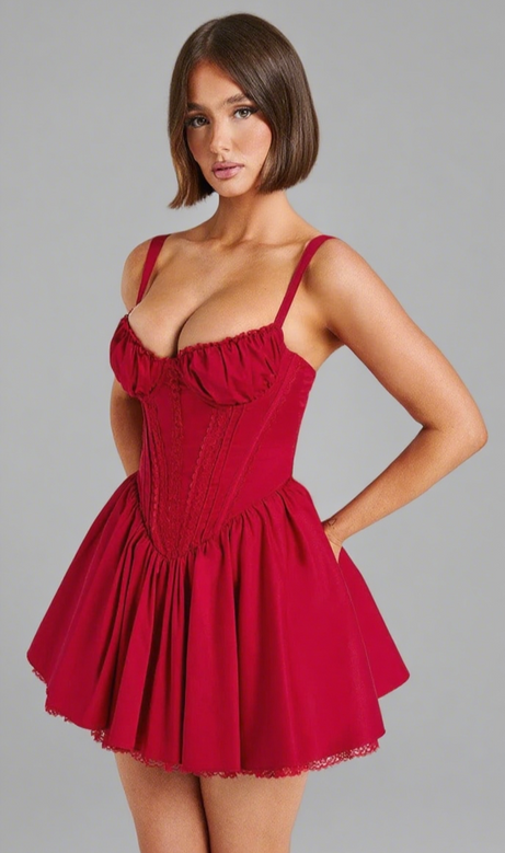 Rotes Korsett-Minikleid mit Spitzenrüschenbesatz