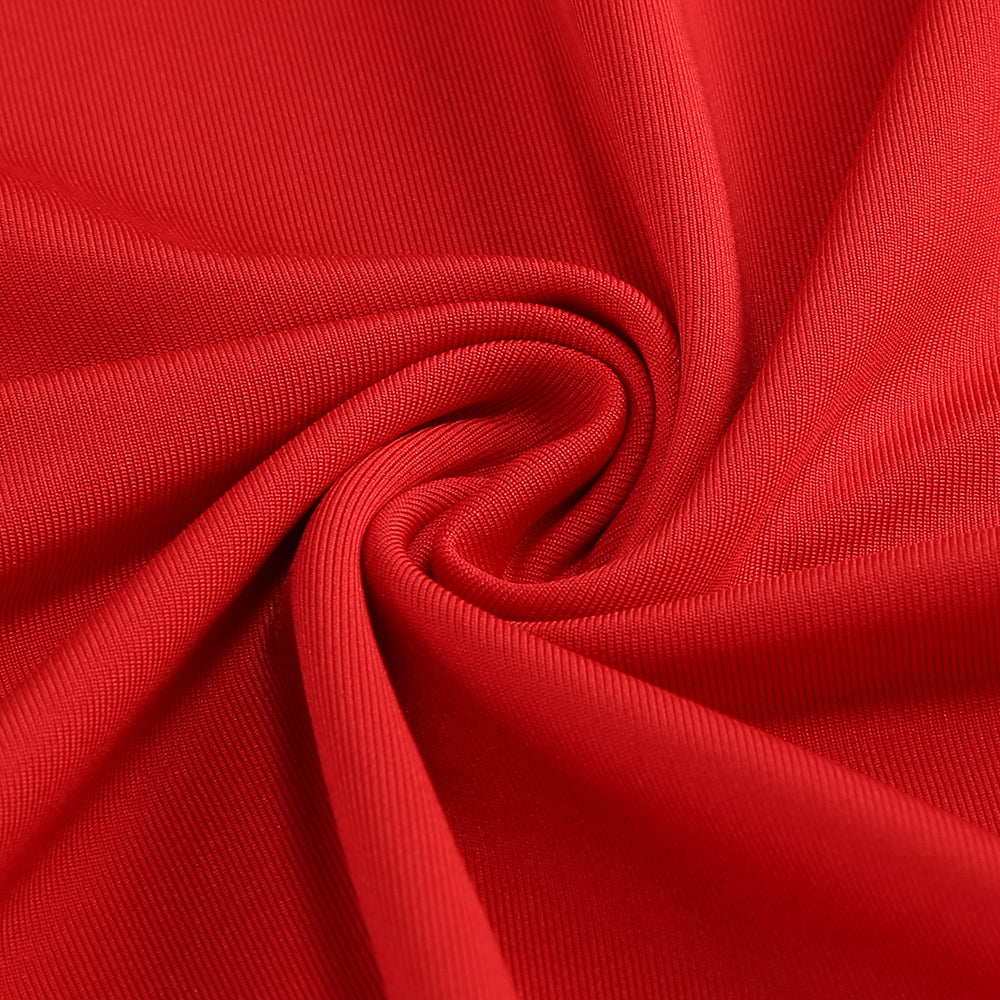 Roter Anzug mit schrägem Kragen und hoher Taille und schmalem, langem Rock 