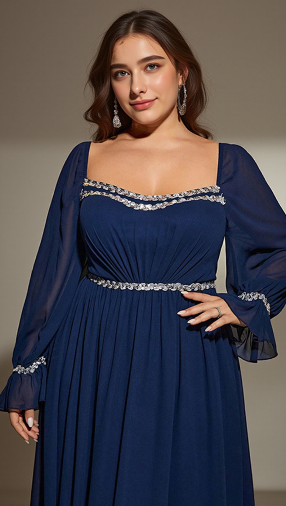 Gabrielle Maxikleid mit eckigem Ausschnitt