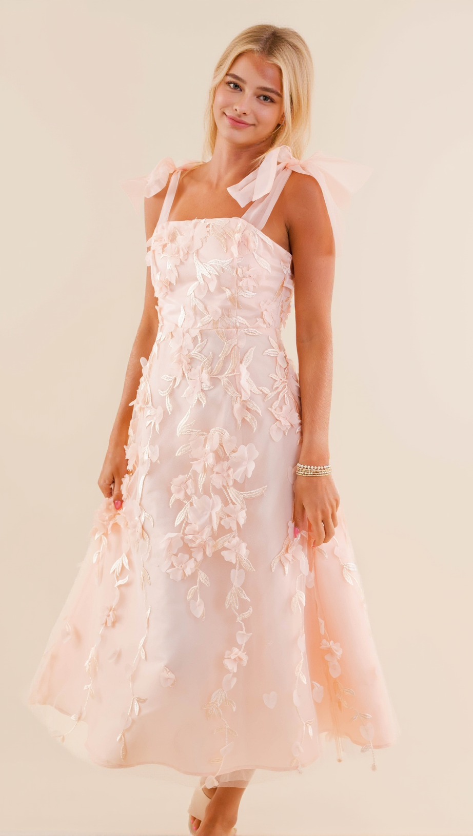 ABSOLUTE ELEGANCE 3D FLOWER MIDI DRESS