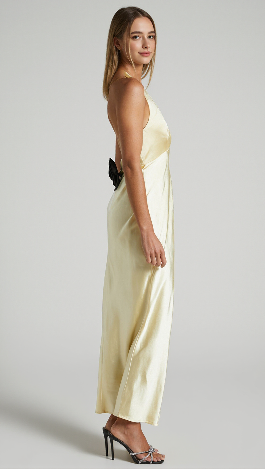 ABITO LUNGO JESSALYN - GIALLO