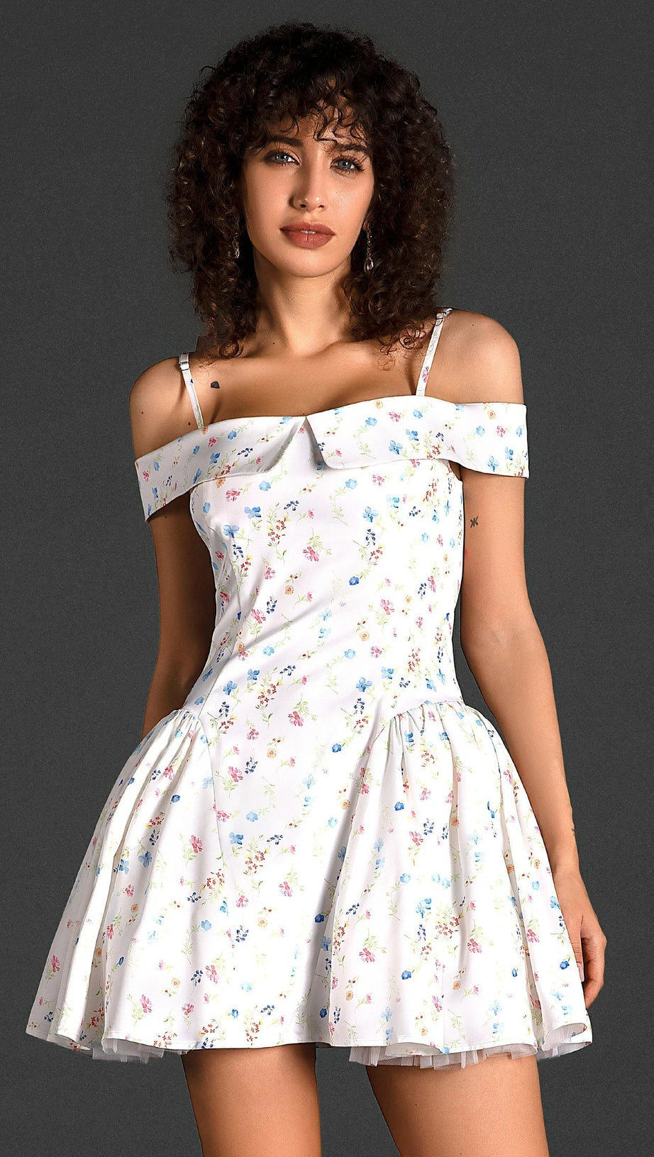 Dyana Minikleid mit gewebtem Print und Trägern