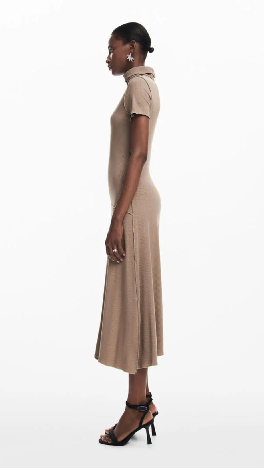 CAMEL BODYCON MIDI DRESS WITH HIGH NECK