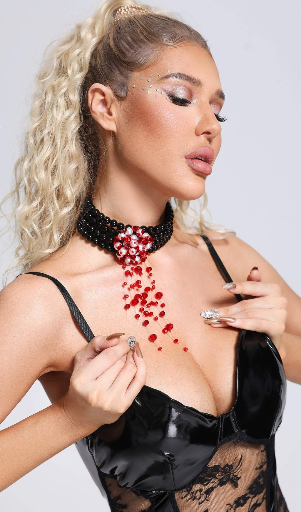 DELLIS PEARL BLOOD NECKLACE