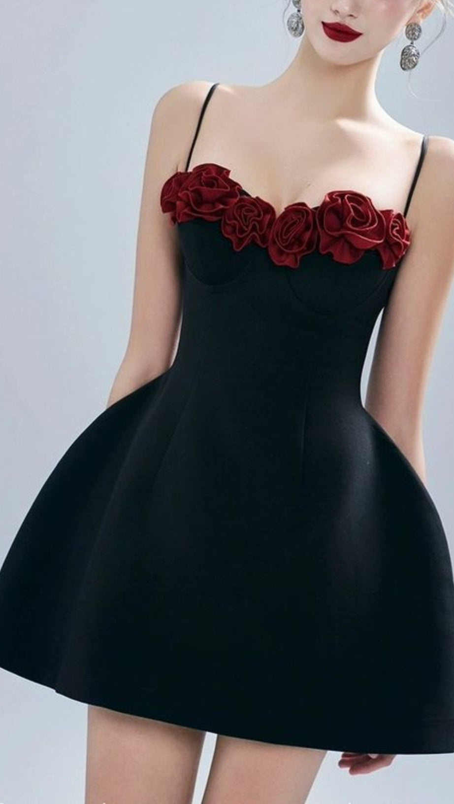 FLORAL BUST STRAP MINI DRESS IN BLACK