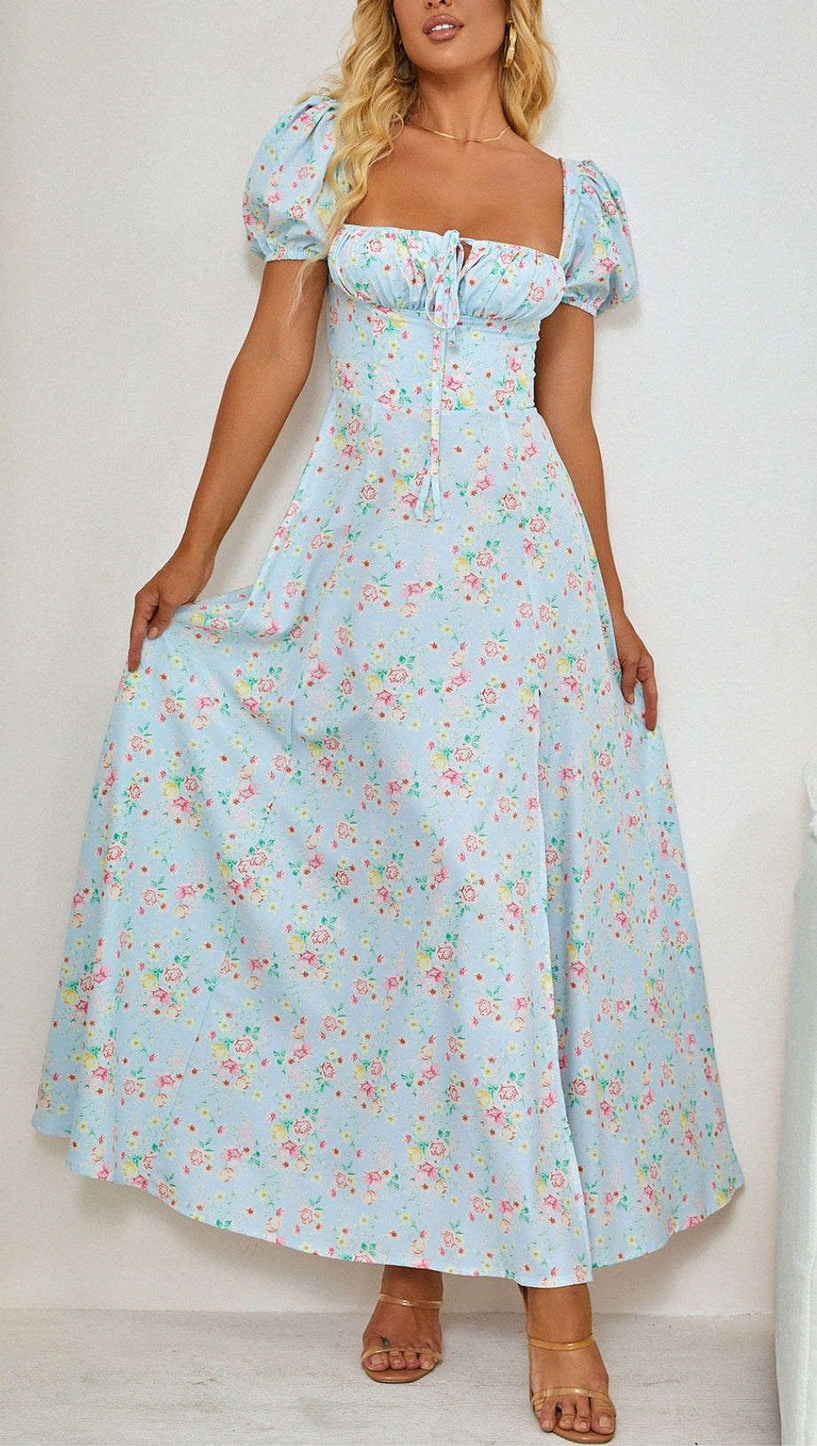 AIIZIE VINTAGE FLORAL PUFF SLEEVE MIDI DRESS IN BLUE - product image