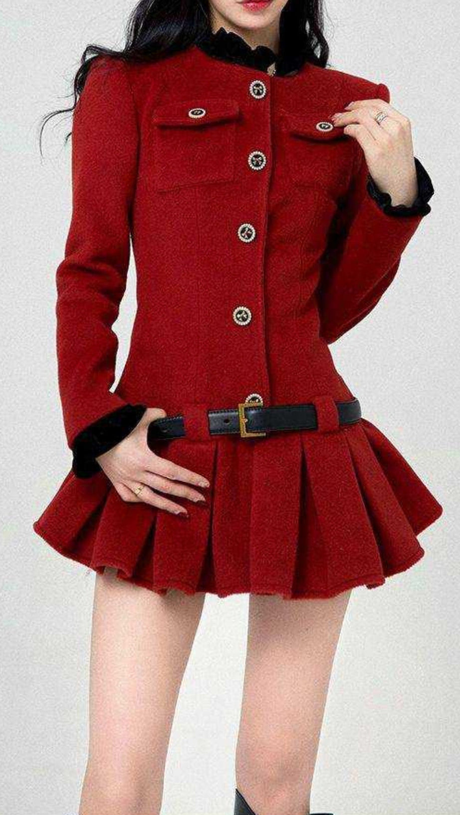 LONG SLEEVES ULTRA SHORT PLEATED DRESS IN BURGUNDY