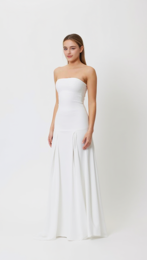 AIIZIE PLEATED TRIM STRAPLESS MAXI DRESS IN WHITE - product image