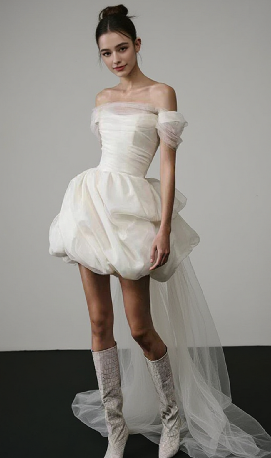 Trägerloses Minikleid „Keira“ in Weiß