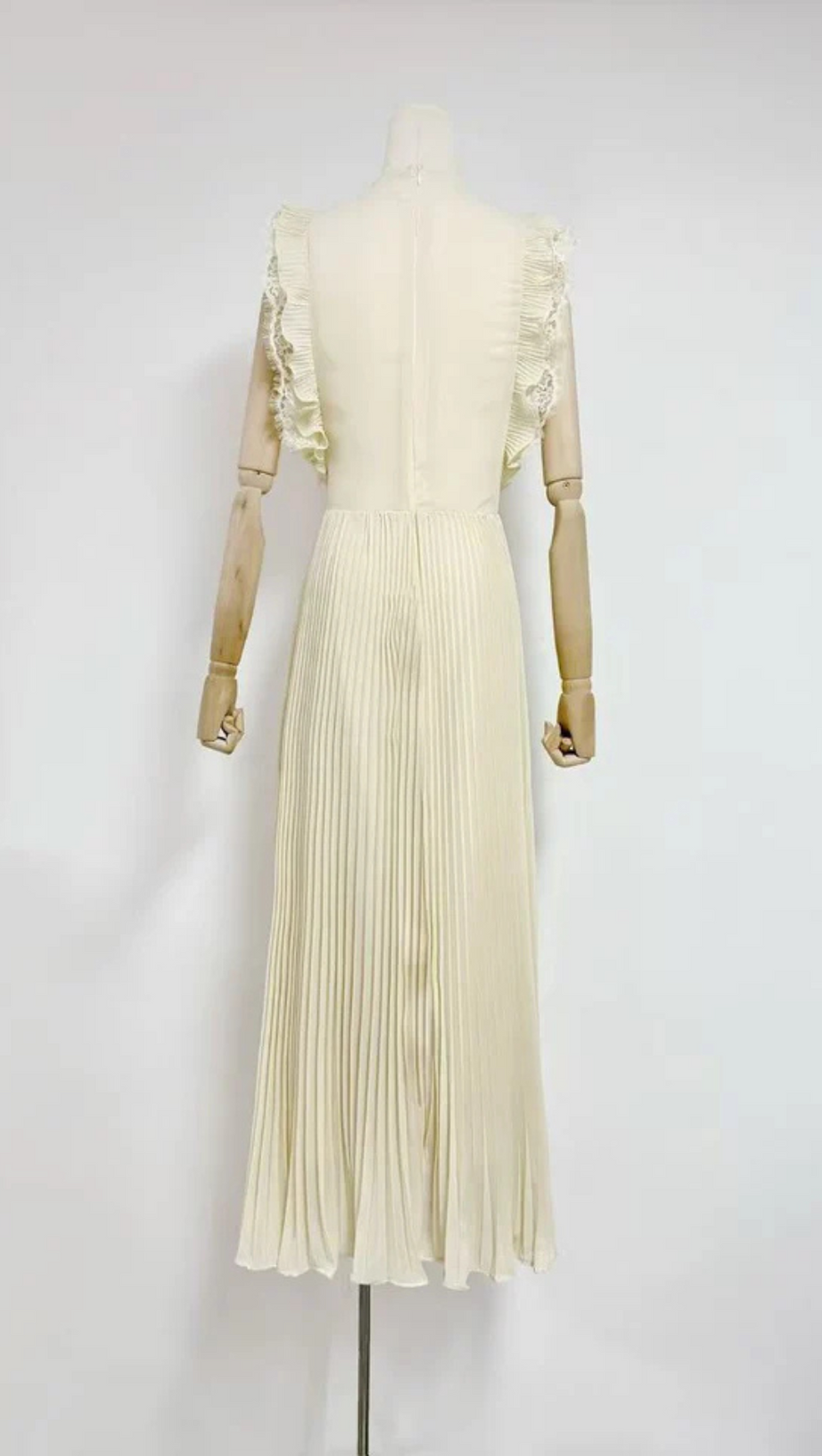 CHIFFON RUFFLED MAXI DRESS IN APRICOT