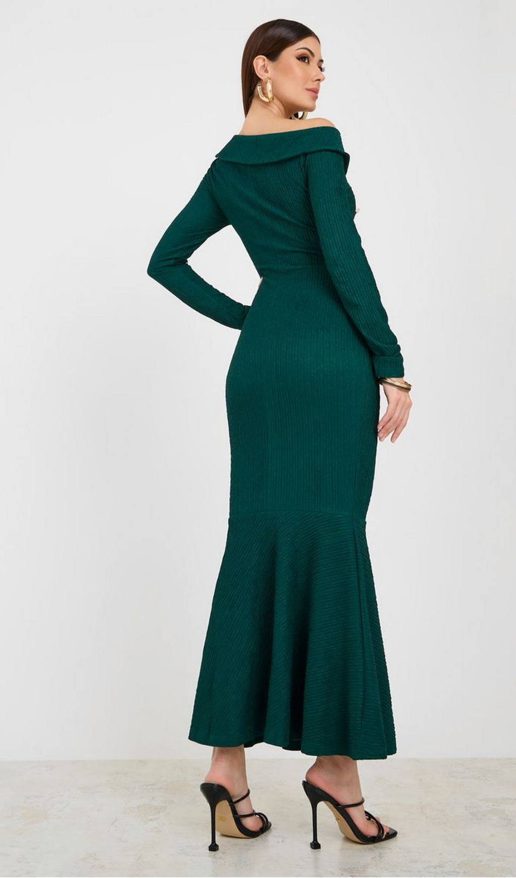 MERMAID LONG SLEEVE MAXI DRESS IN GREEN