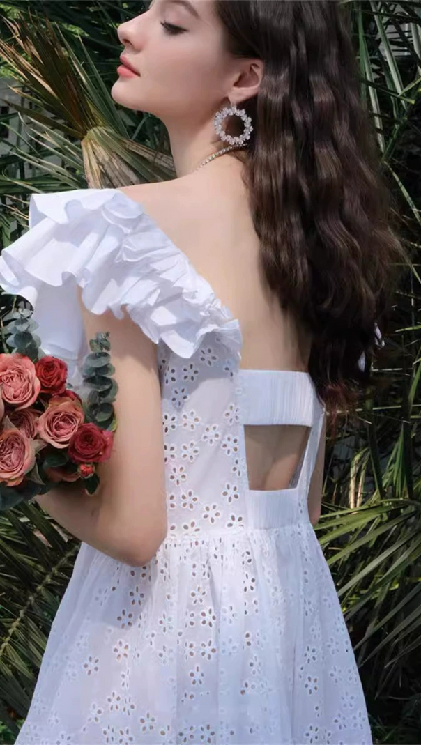 AIIZIE SQUARE COLLAR LACE MESH MAXI DRESS IN WHITE - product image