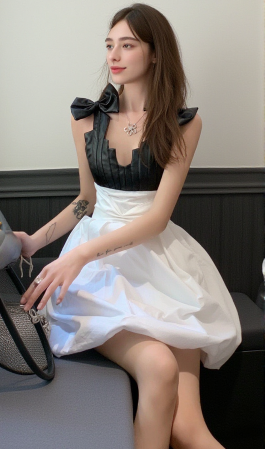 MIDNIGHT BLOSSOM KLEID