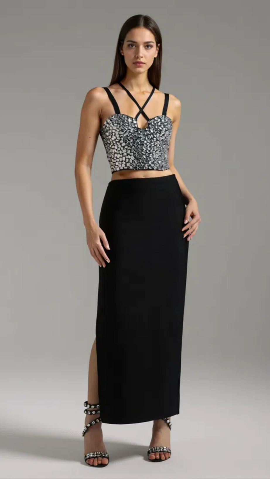 CRYSTAL-VERZIERTER CROP-TOP-ROCK-ANZUG