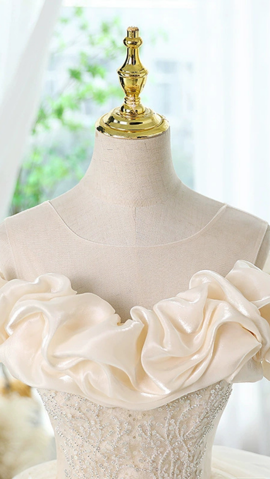 WHITE ANELA OFF SHOULDER SEQUIN MINI DRESS