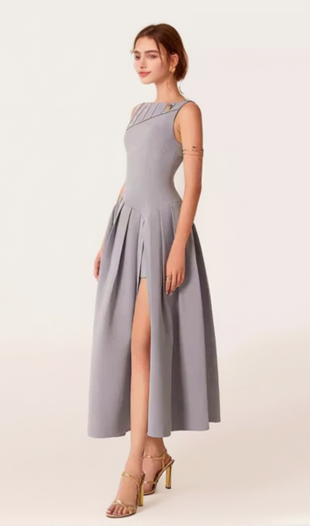 SLEEVELESS PLEATED SLIT MIDI DRESS IN GRAY