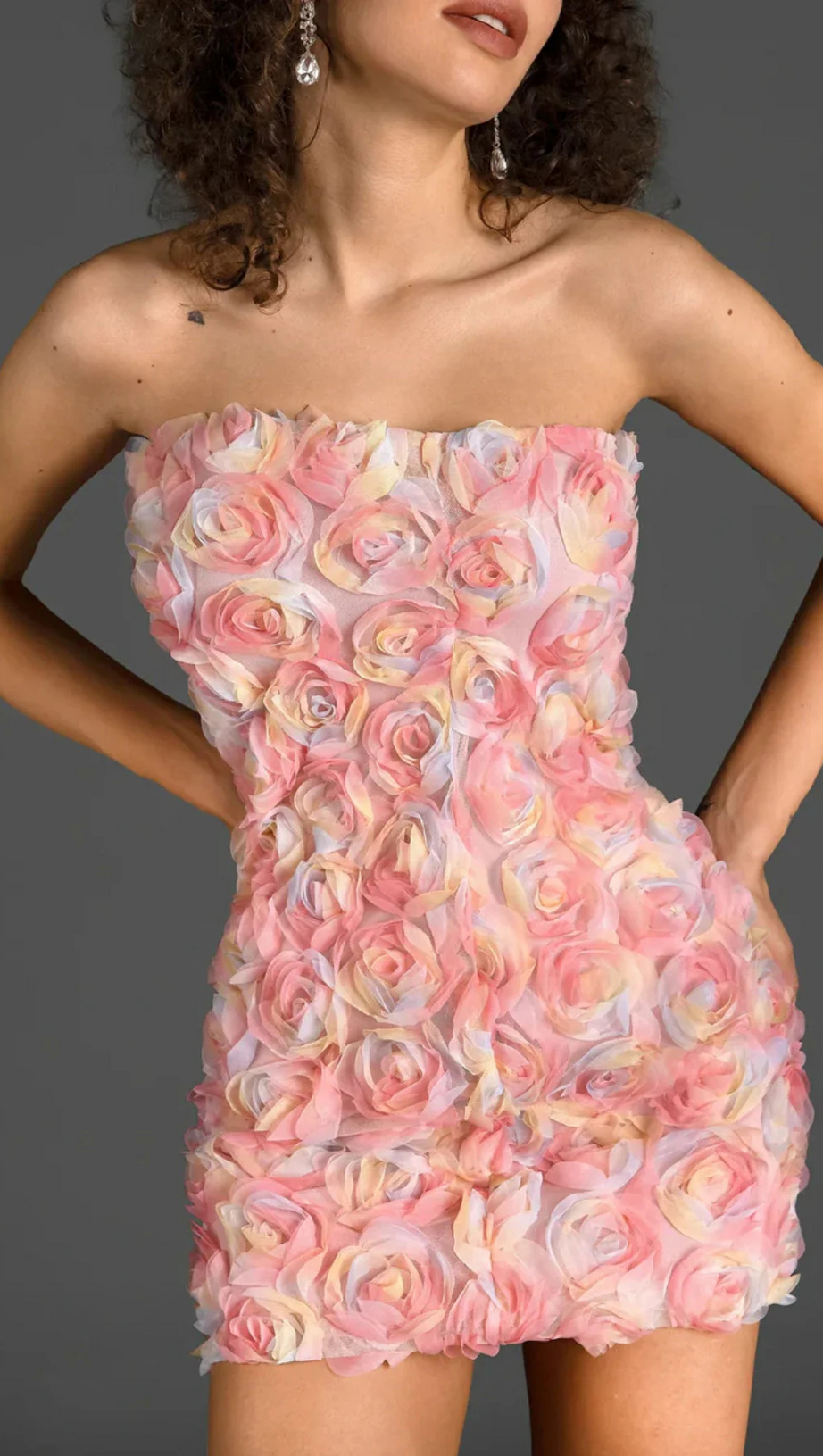 OFF-SHOULDER-MINIKLEID MIT BLUMENMUSTER