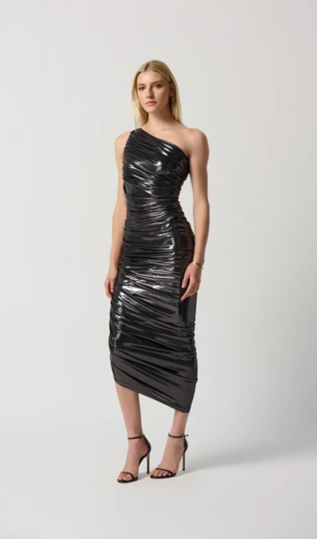 ONE-SHOULDER LAMÉ MIDI DRESS