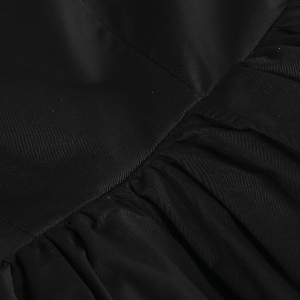 Schwarzes Minikleid mit Puffrock 