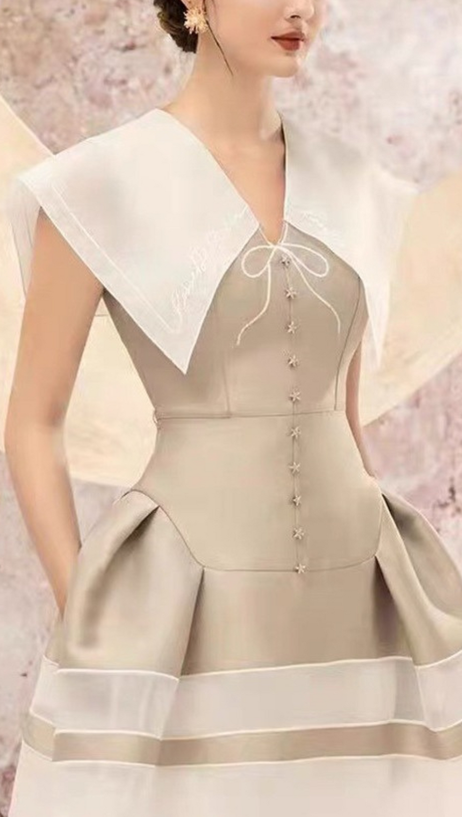 SLEEVELESS BACKLESS EMBROIDERY LACE MINI DRESS