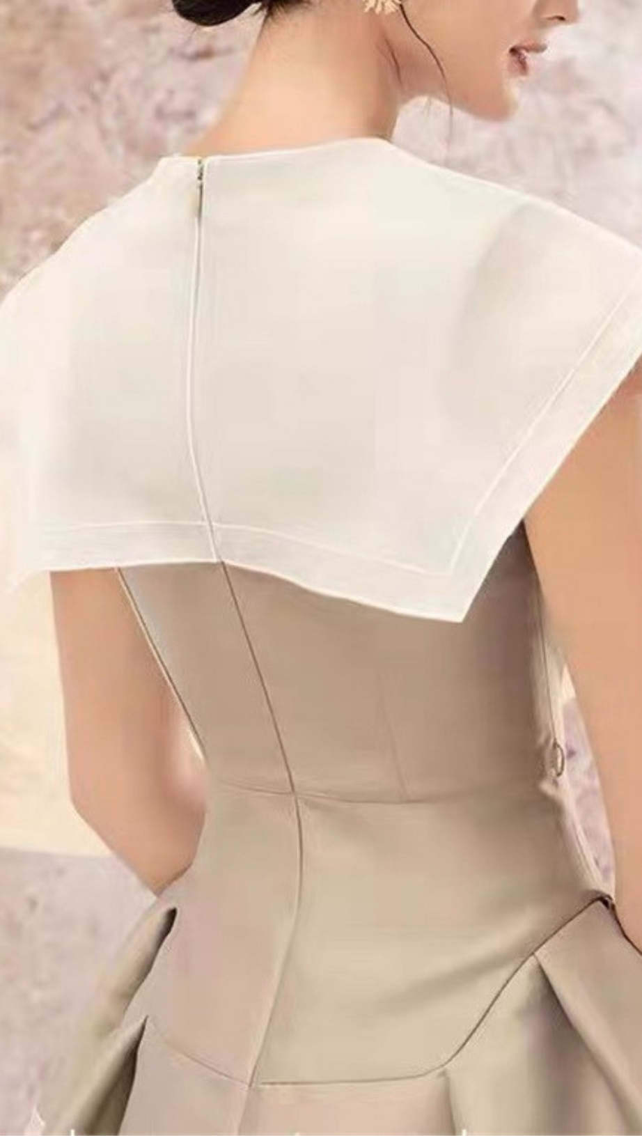 SLEEVELESS BACKLESS EMBROIDERY LACE MINI DRESS