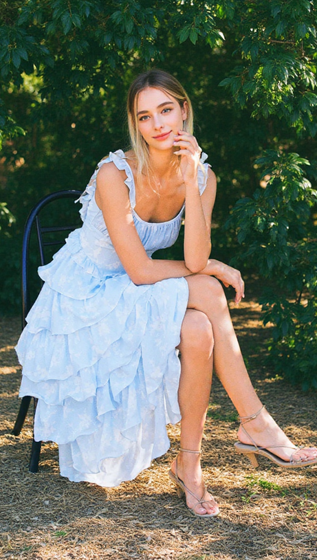 ABITO LUNGO CON BRETELLE AZZURRO