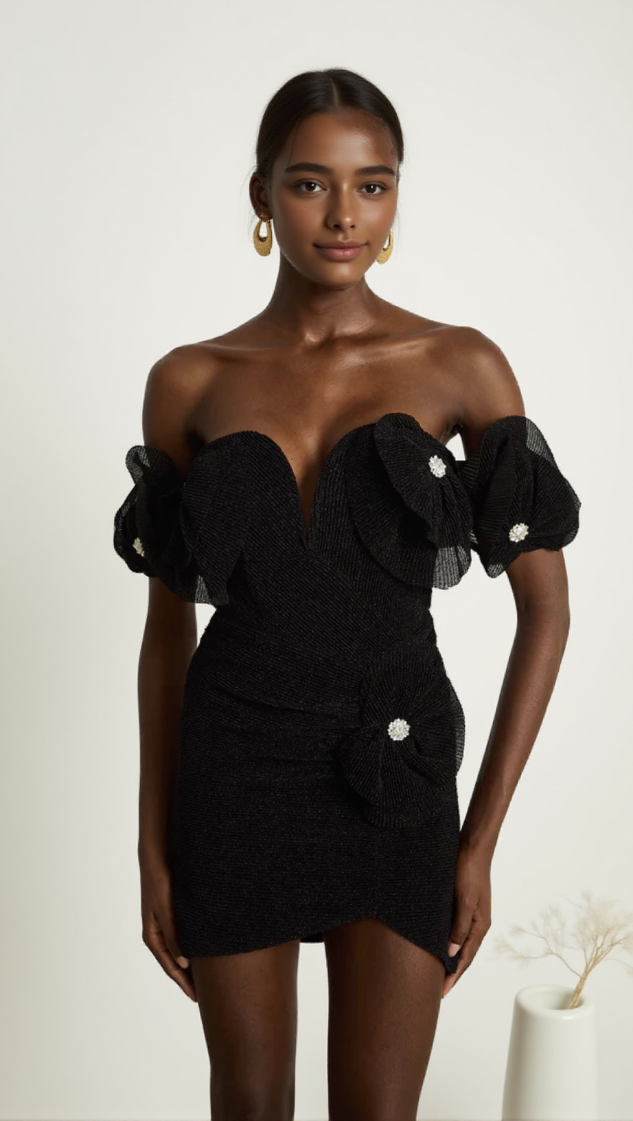 XAVIERA STRAPLESS FLORAL WRAP HIP MINI DRESS IN BLACK