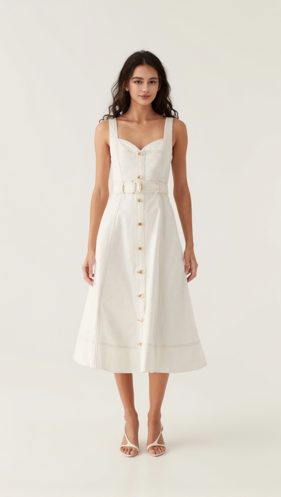 Midikleid mit herzförmigem Ausschnitt und Gürtel in Elfenbein