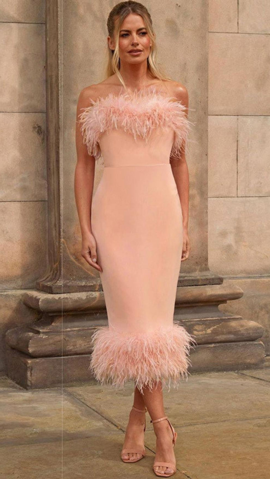 ABITO MIDI ADERENTE CON PIUME
