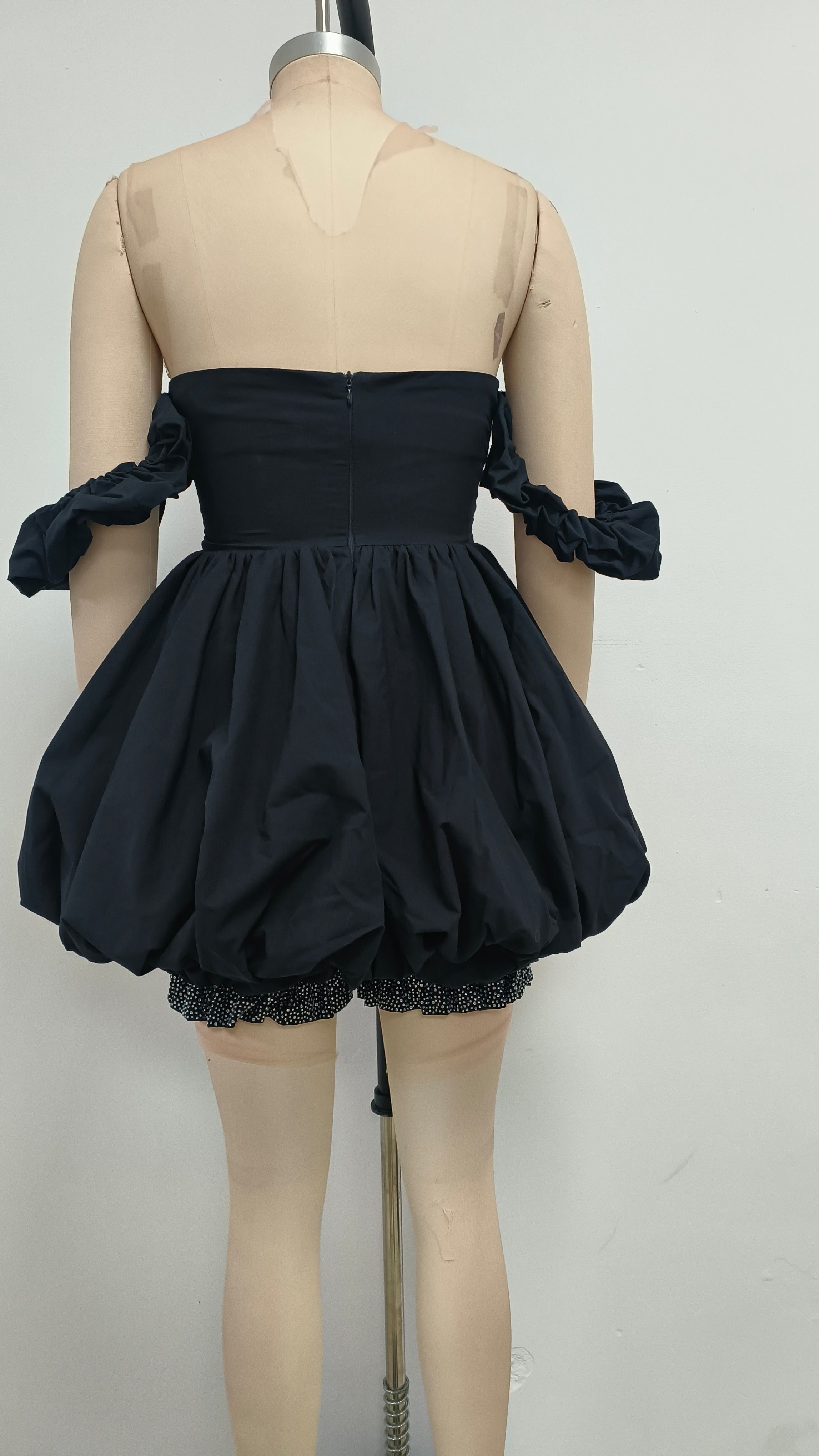 DELISE BLACK OFF-SHOULDER DIAMOND MINI DRESS