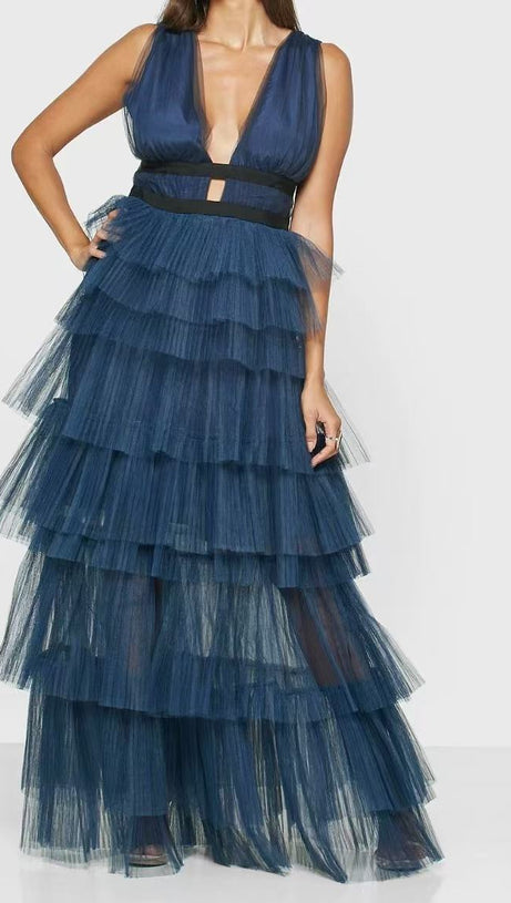 ELIZA WHITE PLUNGING NECK LAYERED TULLE SKIRT MAXI-DRESS