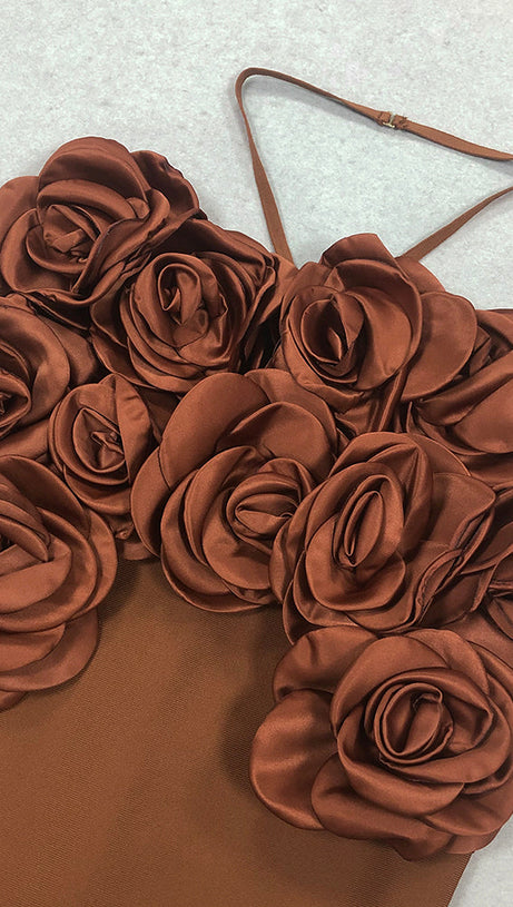 EVANGELINE 3D FLOWER CROP TOP SKIRT SET IN BROWN