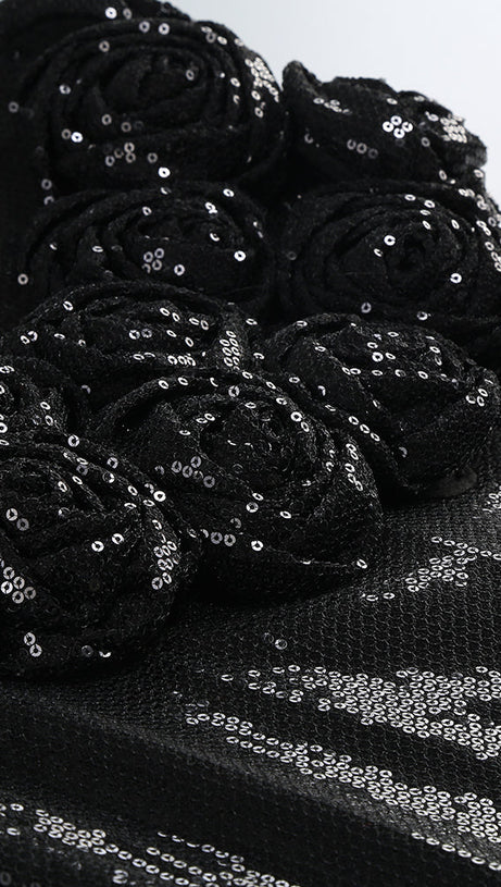 Vivien – Schulterfreies Maxi-Ballkleid mit Pailletten in Schwarz